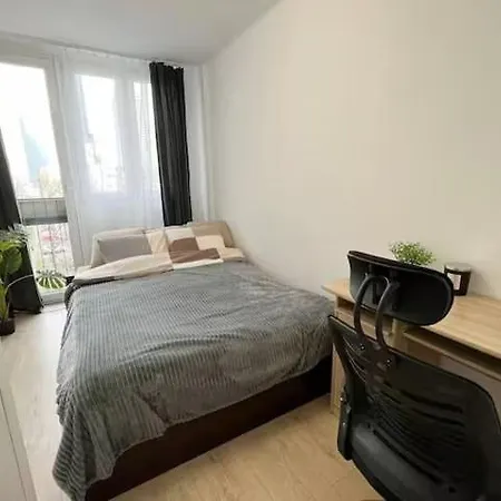 Rentel Lägenhet Warszawa